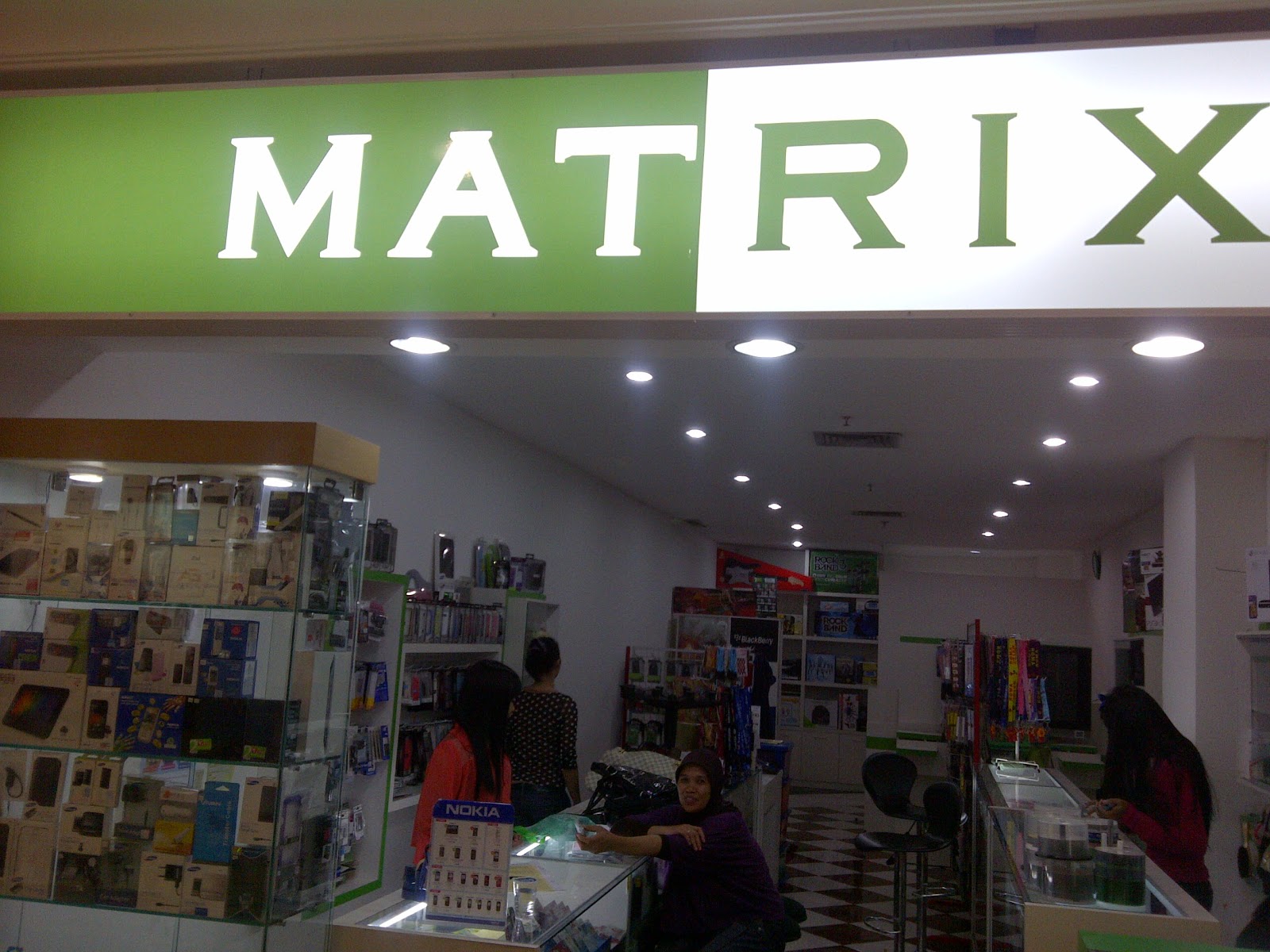 Matrix Menyala: Pusat Belanja Terdekat yang Tak Pernah Padam di Cilacap
